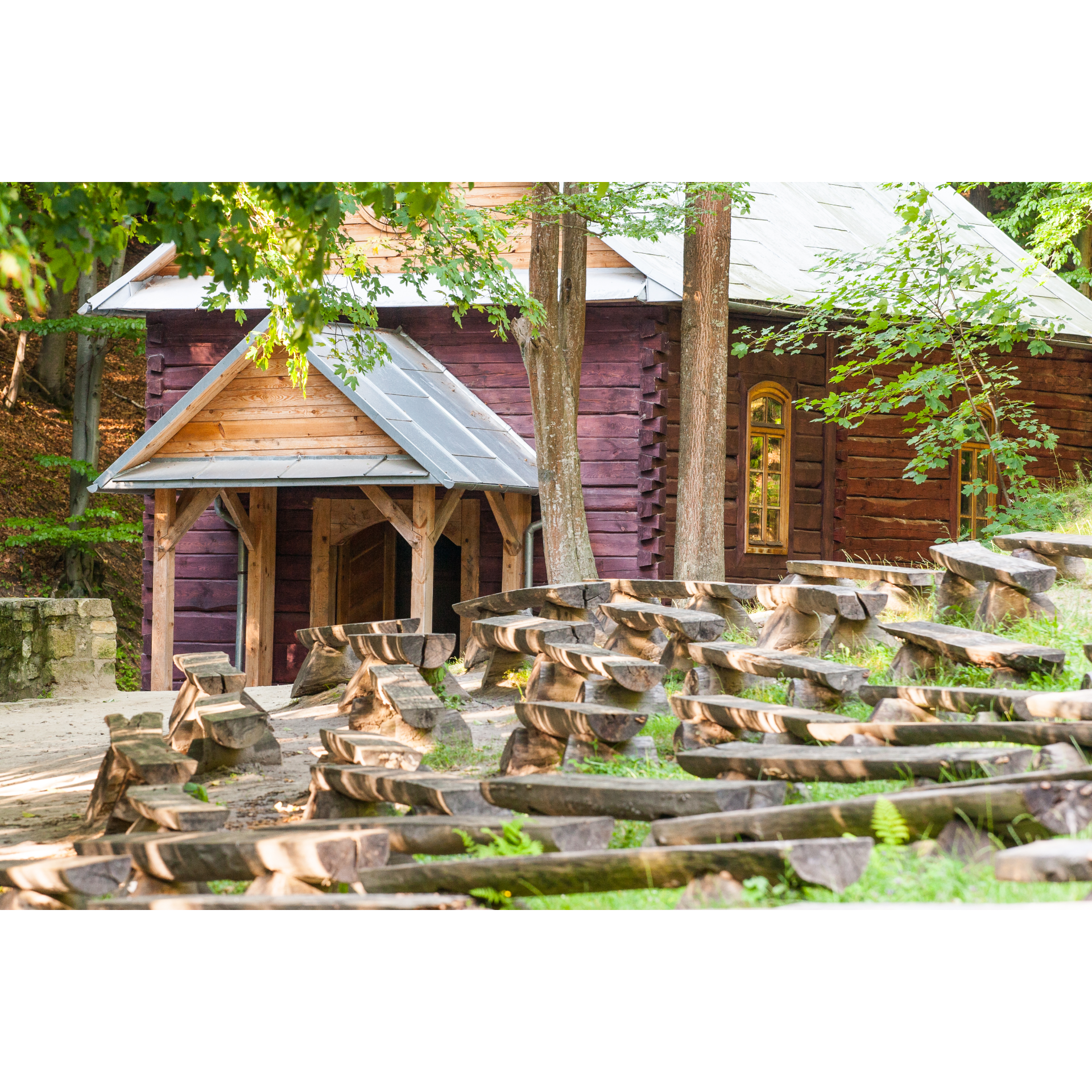 Forest chapel of Our Lady in Nowiny Horynieckie