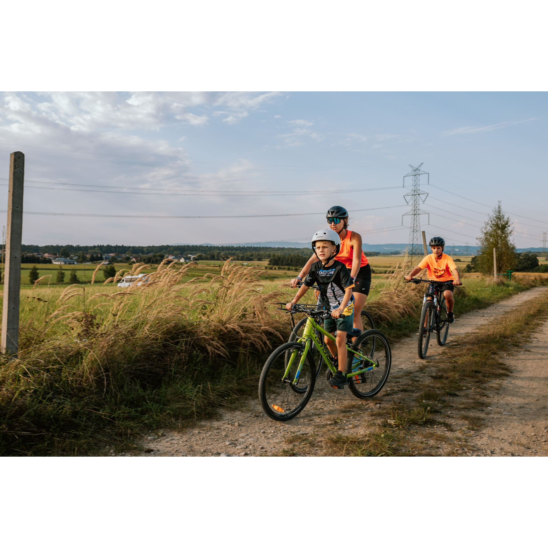 Field bicycle route