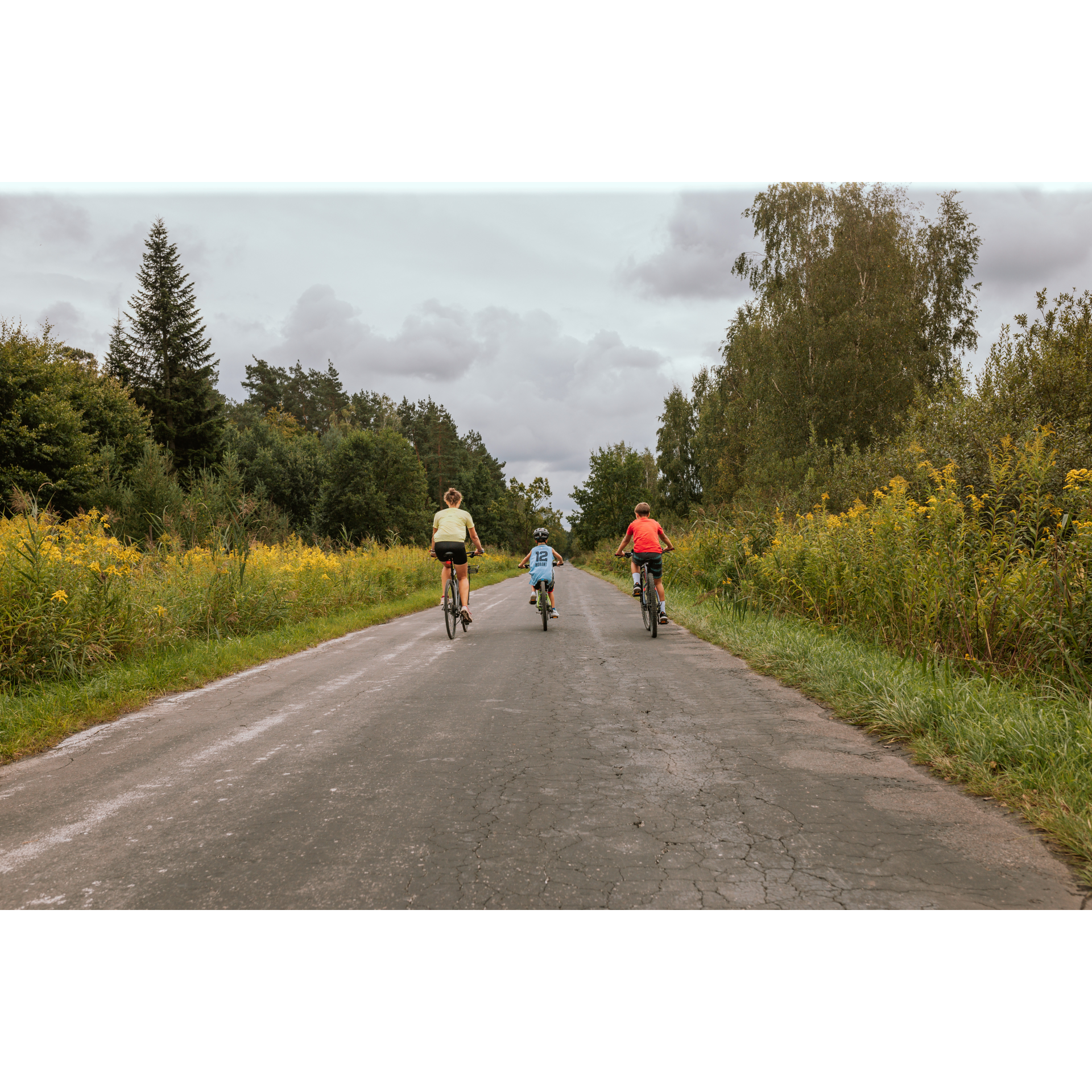 Cyclist with children