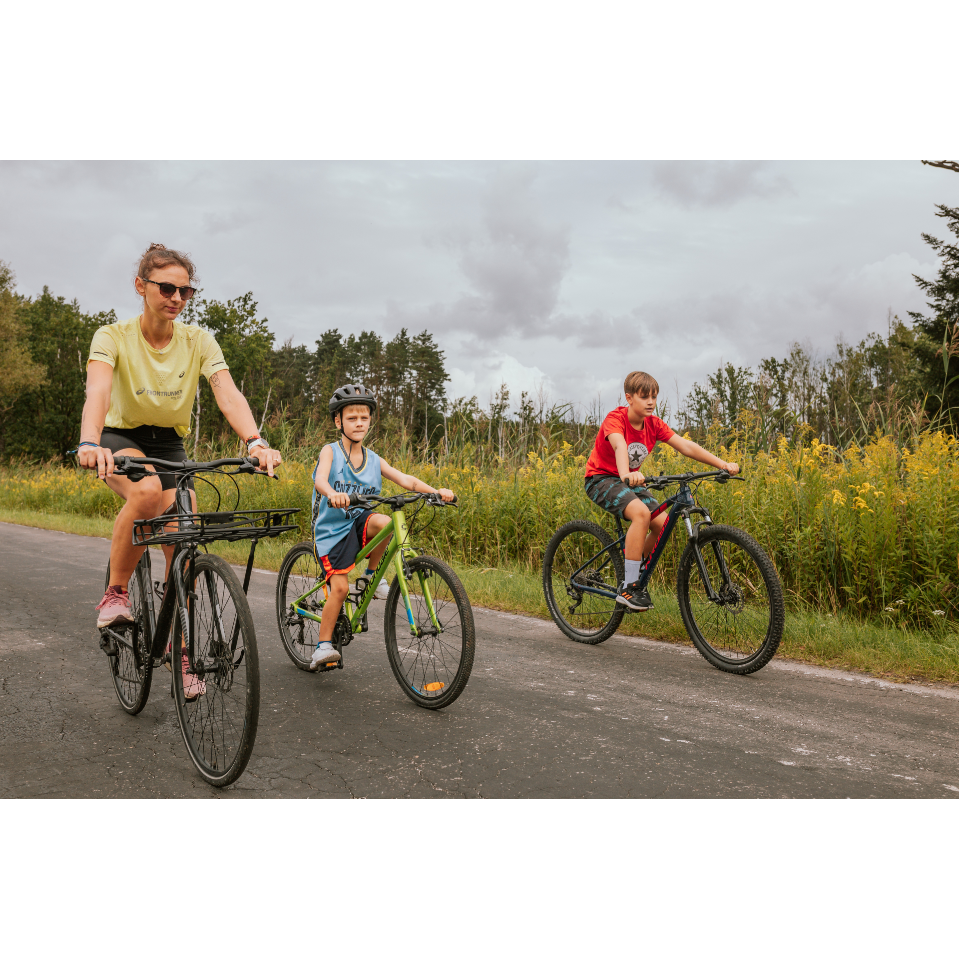 Cyclist with children