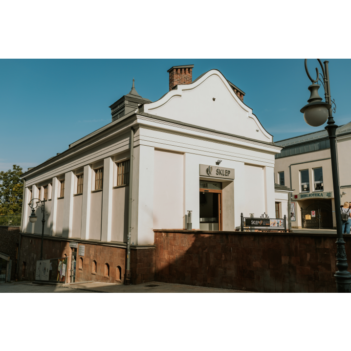 Krośnieńskie Centrum Dziedzictwa Szkła - Podróż przez Sztukę i Rzemiosło