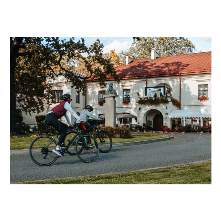 "Zamek Dubiecko" - Restaurant