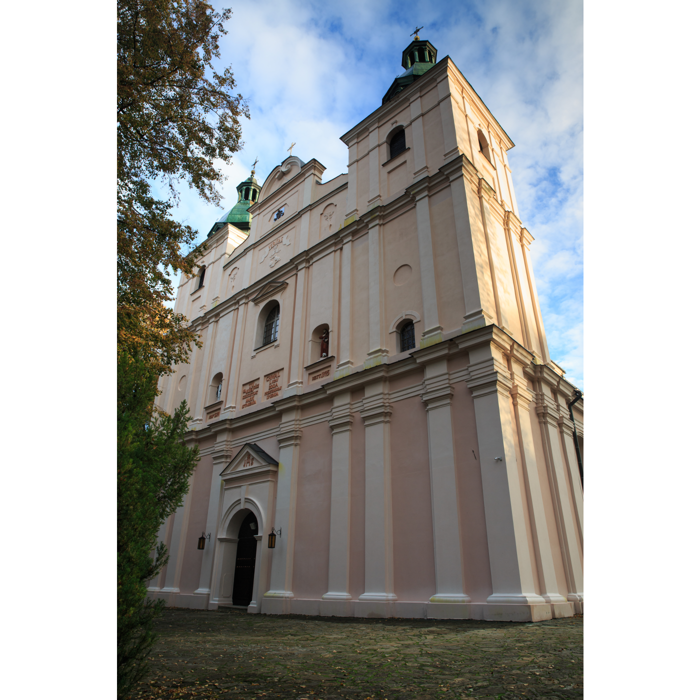 Klasztor oo. Dominikanów