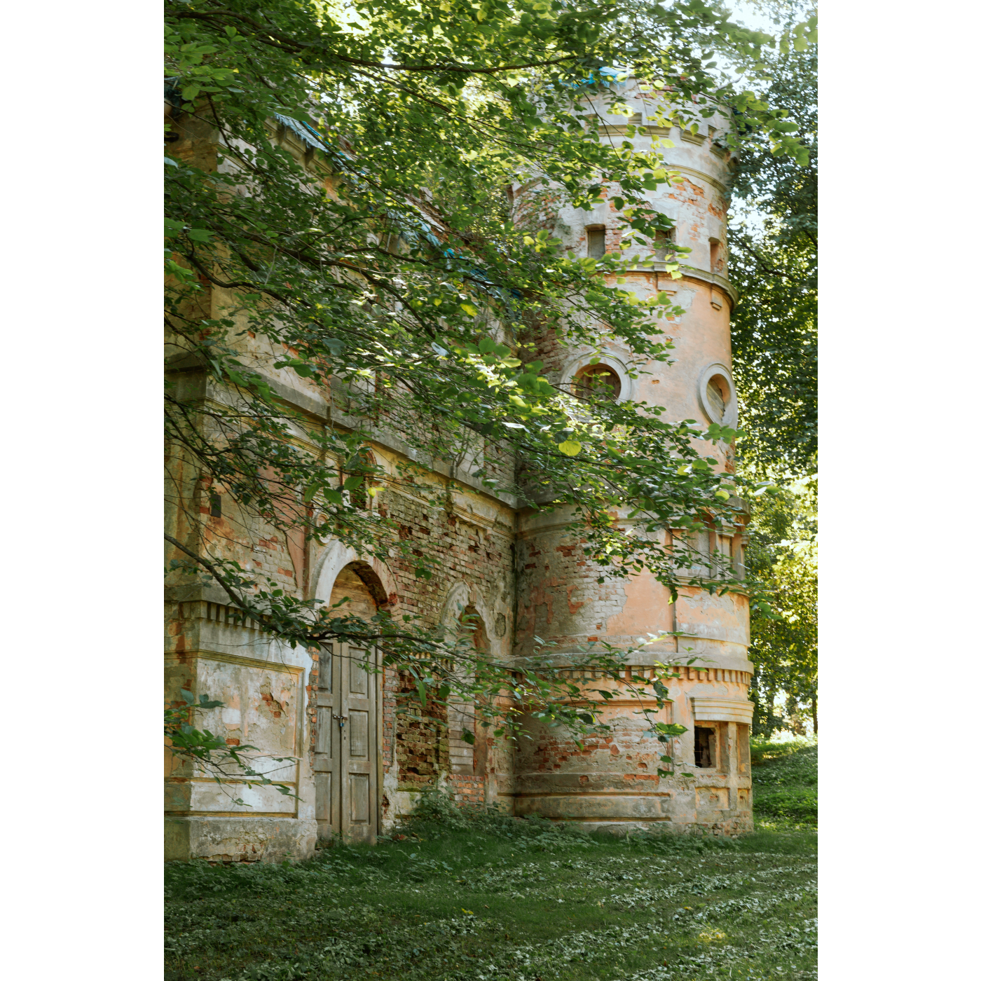 Entrance to the Manor