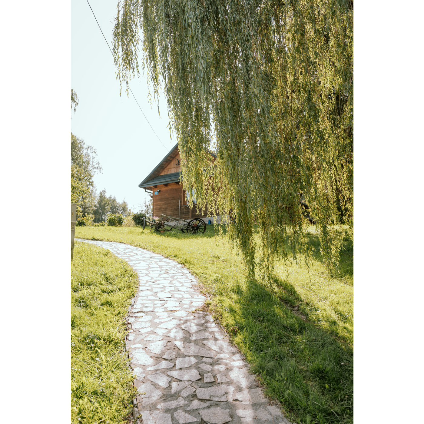 walking path towards the cottage